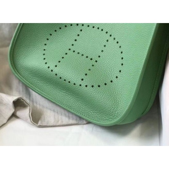 Replica Hermes Evelyne III 29 PM Bag Vert Criquet Clemence 