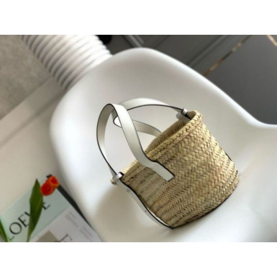 Fake Loewe Small Basket Bag Raffia and White Calfskin Replica Replica Loewe Small Basket Bag Raffia and White Calfskin