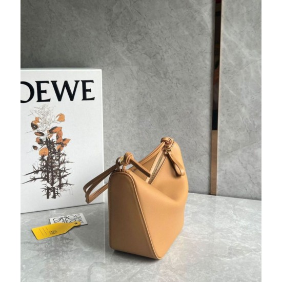 Replica Loewe Mini Hammock Hobo Bag Light Brown Calfskin Replica Loewe Mini Hammock Hobo Bag Light Brown Calfskin