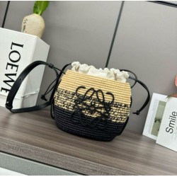 Replica Loewe x Paula’s Ibiza Raffia Beehive Degrade Basket Bag