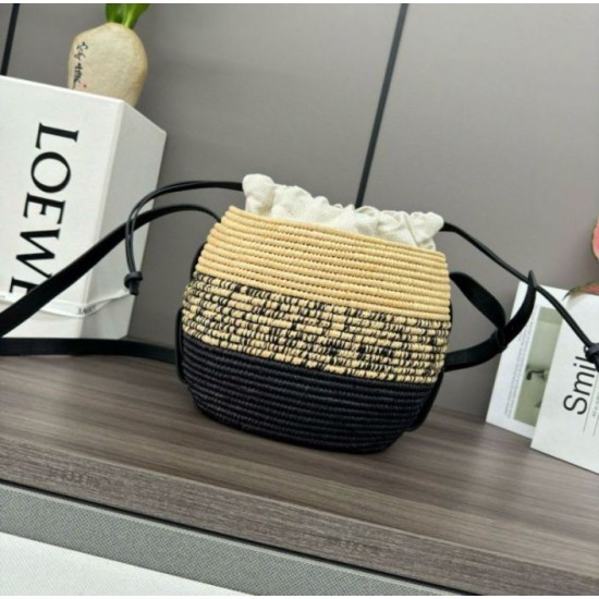 Replica Loewe x Paula’s Ibiza Raffia Beehive Degrade Basket Bag