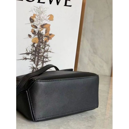 Replica Loewe Mini Puzzle Bag Black Calfskin Replica Loewe Mini Puzzle Bag Black Calfskin