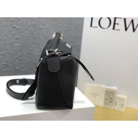 Replica Loewe Small Puzzle Bag Black Calfskin 