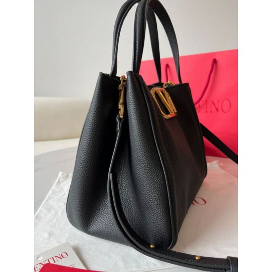 Replica Valentino Alltime Medium Bag Black Grained Calfskin Replica Valentino Alltime Medium Bag Black Grained Calfskin