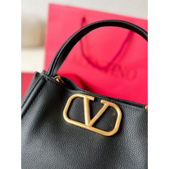 Replica Valentino Alltime Medium Bag Black Grained Calfskin Replica Valentino Alltime Medium Bag Black Grained Calfskin