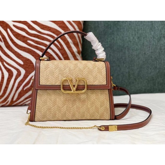 Replica Valentino Small Vsling Handbag Chevron Raffia Replica Valentino Small Vsling Handbag Chevron Raffia