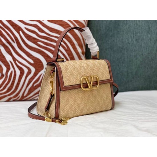 Replica Valentino Small Vsling Handbag Chevron Raffia Replica Valentino Small Vsling Handbag Chevron Raffia