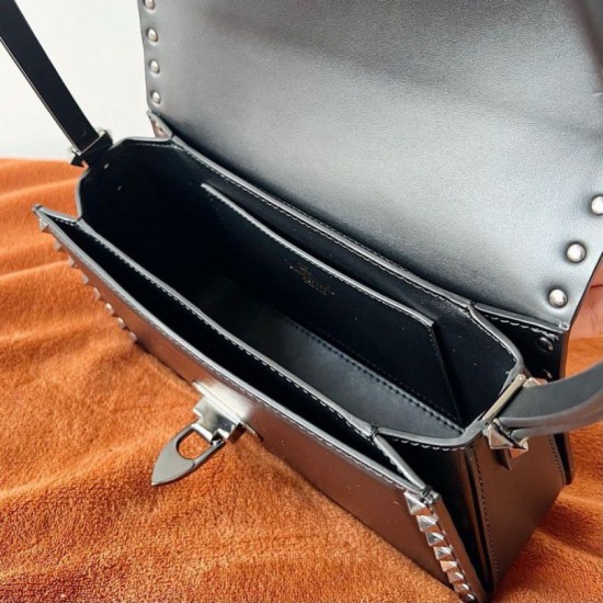 Replica Valentino Rockstud23 Shoulder Bag Black Calfskin