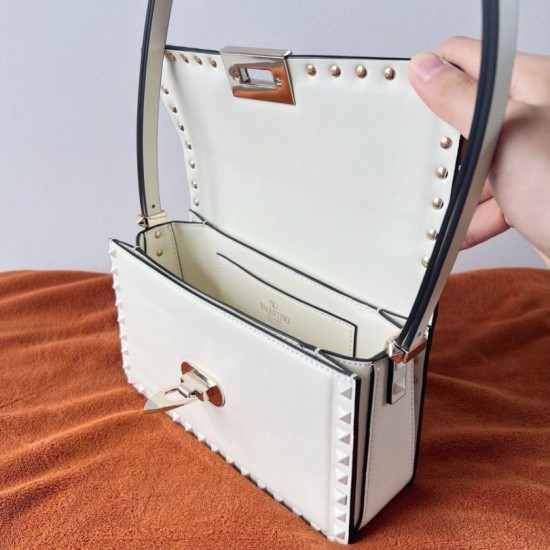 Replica Valentino Rockstud23 Shoulder Bag White Calfskin