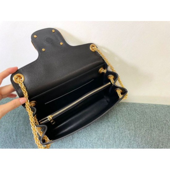 Replica Valentino Stud Sign Shoulder Bag Black Nappa Replica Valentino Stud Sign Shoulder Bag Black Nappa