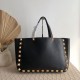 Replica Valentino Roman Stud Tote Bag Black Grainy Calfskin Replica Valentino Roman Stud Tote Bag Black Grainy Calfskin