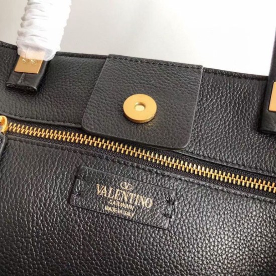 Replica Valentino Roman Stud Tote Bag Black Grainy Calfskin Replica Valentino Roman Stud Tote Bag Black Grainy Calfskin