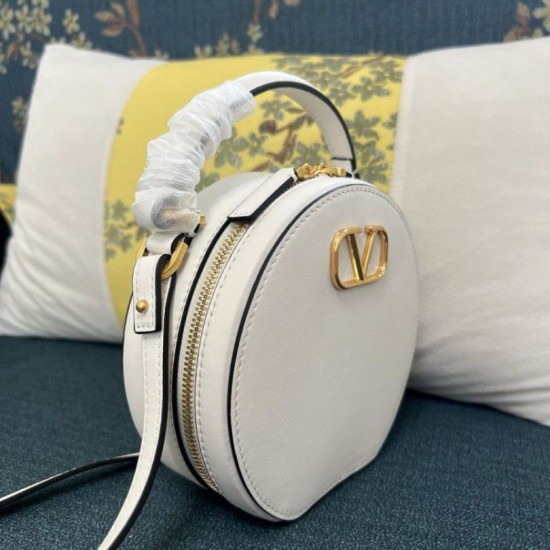 Replica Valentino VLogo Signature Mini Bag White Calfskin Replica Valentino VLogo Signature Mini Bag White Calfskin