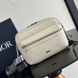 Replica Dior Rider 2.0 Zipped Messenger Bag in Beige Gravity Leather Fake Dior Rider 2.0 Zipped Messenger Bag in Beige Gravity Leather Replica