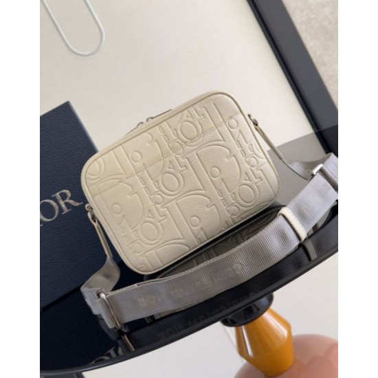 Fake Dior Rider 2.0 Zipped Messenger Bag in Beige Gravity Leather Replica