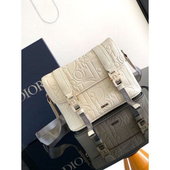 Replica Dior Hit the Road Flap Messenger Bag in Beige Gravity Leather