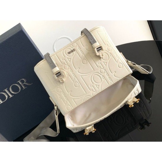 Replica Dior Hit the Road Flap Messenger Bag in Beige Gravity Leather