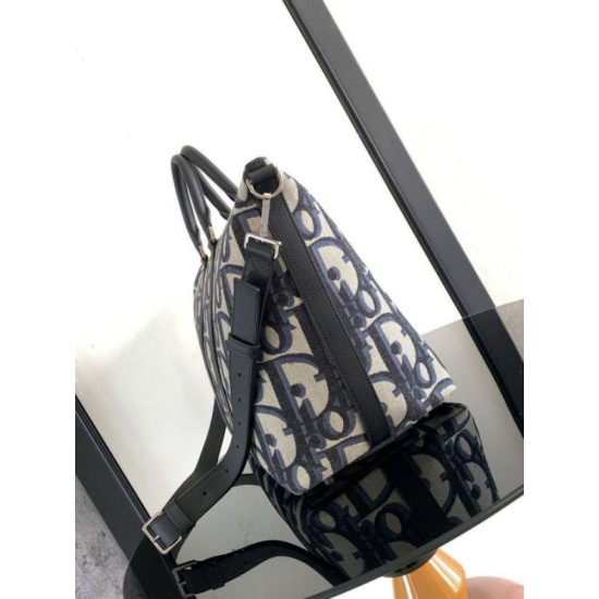 Replica Dior Weekender 40 Bag in Beige Maxi Dior Oblique Jacquard