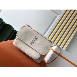 Replica Saint Laurent Niki Medium Bag In White Lambskin Replica Saint Laurent Niki Medium Bag In White Lambskin