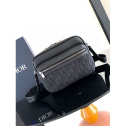 Replica Dior Rider 2.0 Zipped Messenger Bag Black Oblique with Black