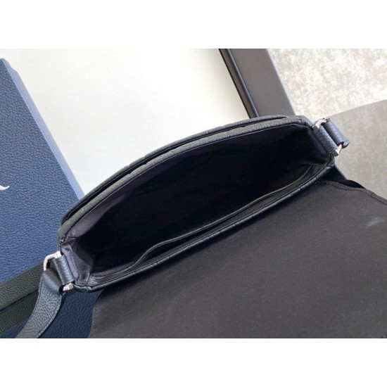 Replica Dior Men's Messenger Bag with Flap Black Gravity Fake Dior Men's Messenger Bag with Flap Black Gravity Replica