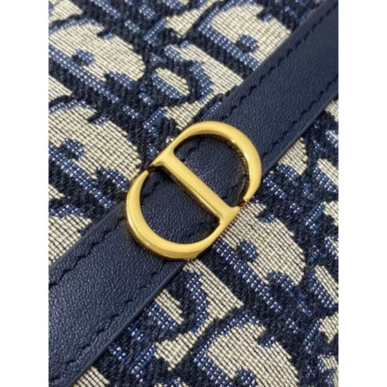 Replica Dior 30 Montaigne Cigale Mini Bag in Blue Oblique Jacquard Replica Dior 30 Montaigne Cigale Mini Bag in Blue Oblique Jacquard