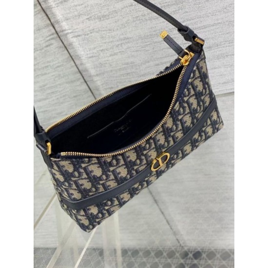 Replica Dior 30 Montaigne Cigale Mini Bag in Blue Oblique Jacquard Replica Dior 30 Montaigne Cigale Mini Bag in Blue Oblique Jacquard