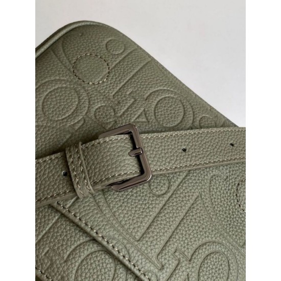 Replica Dior Men's Messenger Bag with Flap in Khaki Gravity Leather Replica Dior Men's Messenger Bag with Flap in Khaki Gravity Leather