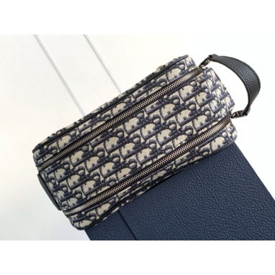 Fake Dior Toiletry Bag in Dior Beige Oblique Jacquard Replica