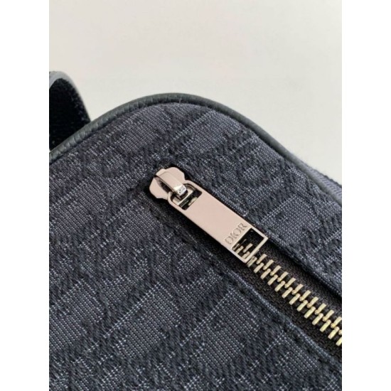 Replica Dior Toiletry Bag in Dior Black Oblique Jacquard