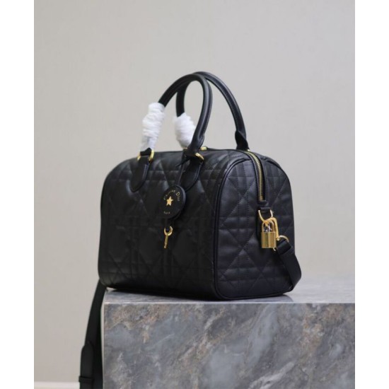 Replica Dior Groove 25 Bag Black Replica Dior Groove 25 Bag Black