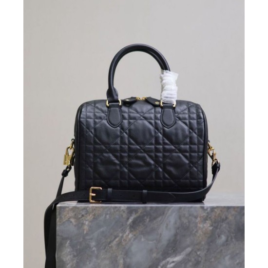 Replica Dior Groove 25 Bag Black Replica Dior Groove 25 Bag Black