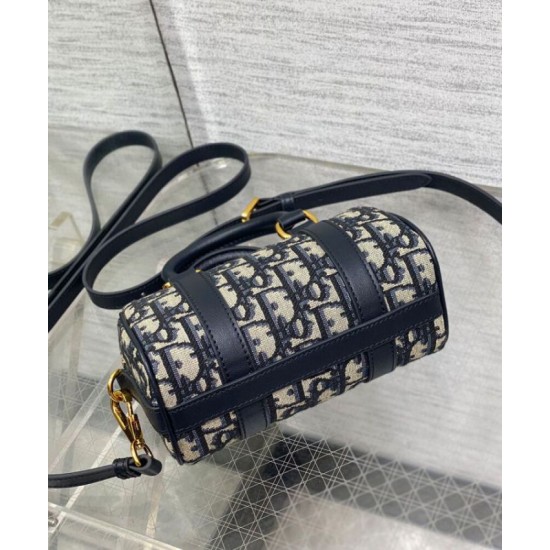 Replica Dior Groove 16 Mini Bag Dior Oblique jacquard Dark Blue Replica Dior Groove 16 Mini Bag Dior Oblique jacquard Dark Blue