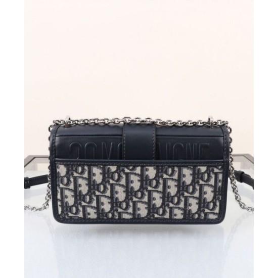 Replica Dior 30 Montaigne East-West Bag with Chain Dark Blue