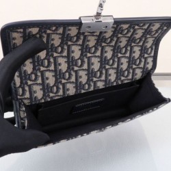Replica Dior 30 Montaigne East-West Bag with Chain Dark Blue