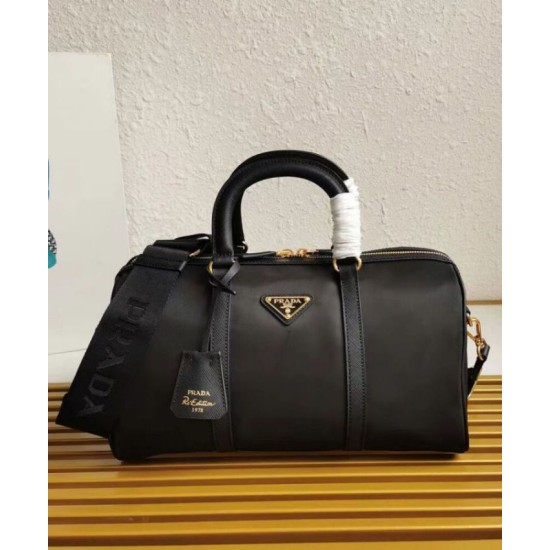 Replica Prada Fever-Edition recycled nylon and Safiano tote bag Black Fake Prada Fever-Edition recycled nylon and Safiano tote bag Black Replica