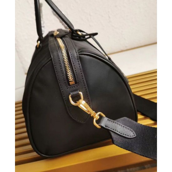 Replica Prada Fever-Edition recycled nylon and Safiano tote bag Black Fake Prada Fever-Edition recycled nylon and Safiano tote bag Black Replica