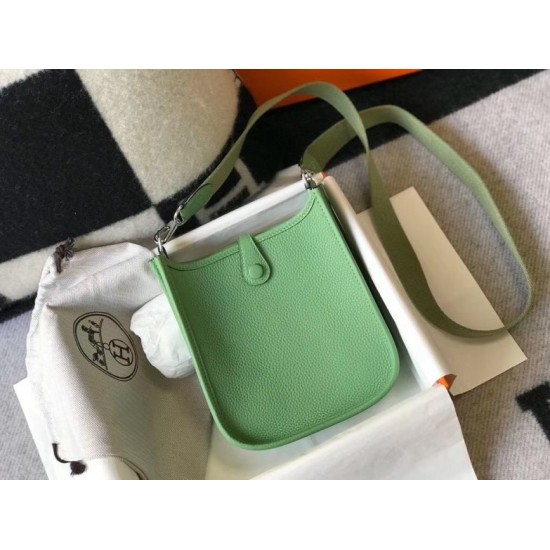 Replica Hermes Evelyne III TPM Mini Bag In Vert Criquet Clemence Leather