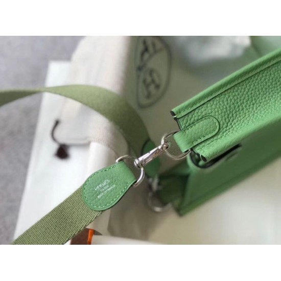 Replica Hermes Evelyne III TPM Mini Bag In Vert Criquet Clemence Leather