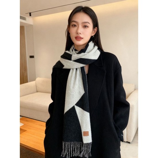 Special Grade Replica Hermes Couple's Multicolor Gradient Cashmere Scarf 32 x 190 Black Clone Sale