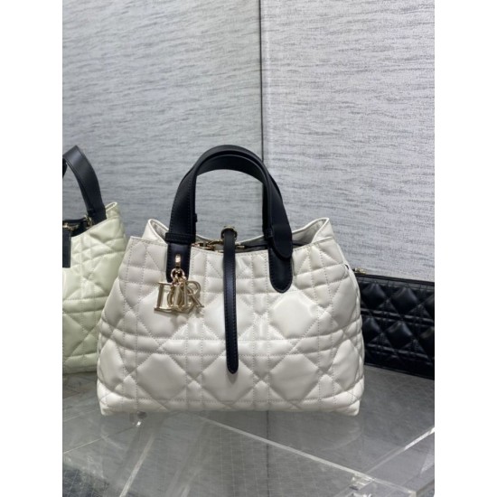 Special Grade Replica Dior Toujours Small/Medium/Large Tote Bags in Macrocannage Calfskin, White Clone Sale
