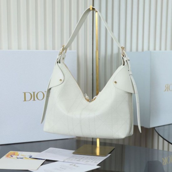 Special Grade Replica Dior Voyage Small/Medium Flat Hobo Bag in Macrocannage White Clone Sale