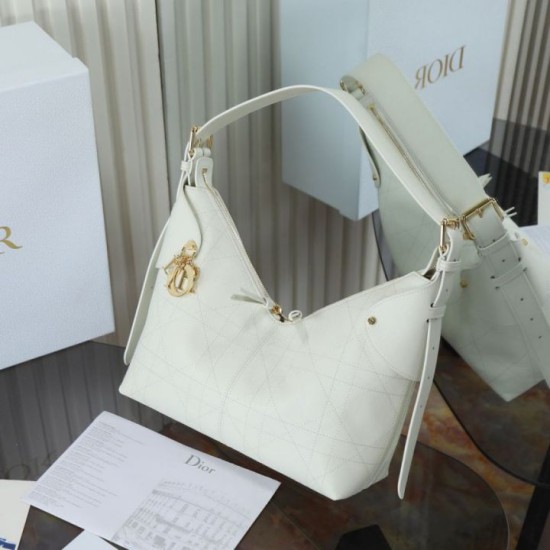 Special Grade Replica Dior Voyage Small/Medium Flat Hobo Bag in Macrocannage White Clone Sale