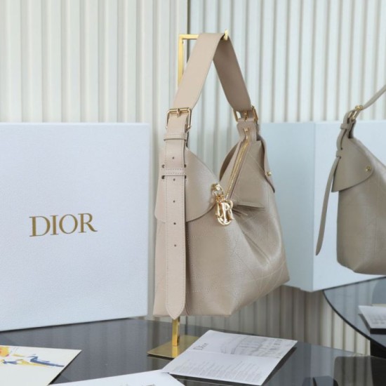 Special Grade Replica Dior Voyage Small/Medium Flat Hobo Bag in Macrocannage Apricot Clone Sale