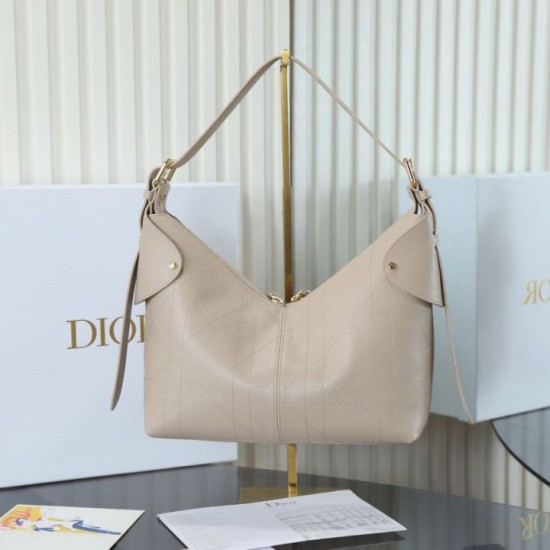 Special Grade Replica Dior Voyage Small/Medium Flat Hobo Bag in Macrocannage Apricot Clone Sale
