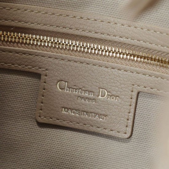 Special Grade Replica Dior Voyage Small/Medium Flat Hobo Bag in Macrocannage Apricot Clone Sale