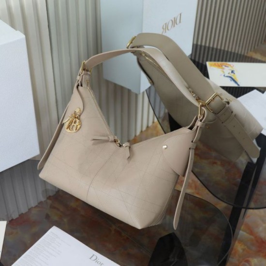 Special Grade Replica Dior Voyage Small/Medium Flat Hobo Bag in Macrocannage Apricot Clone Sale
