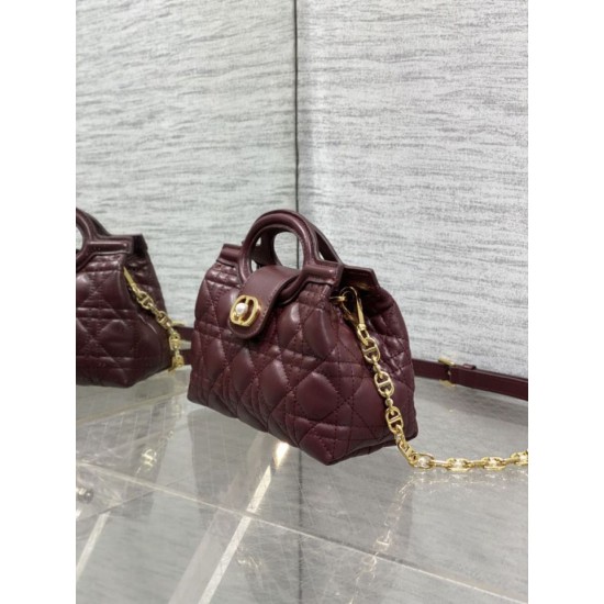 Best Replica Dior Jolie Top Handle Mini Cannage Chain Bag in Burgundy Fake At Cheap Price Special Grade Replica Dior Jolie Top Handle Mini Cannage Chain Bag in Burgundy Clone Sale