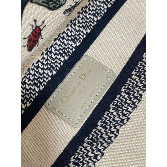 Special Grade Replica Dior Medium Lady D-Lite Canvas Cabinet De Curiosites Bag, Embroidered, Beige Clone Sale