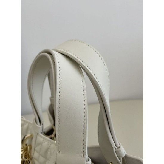Special Grade Replica Dior Toujours Mini Macrocannage Tote Bag in White Clone Sale